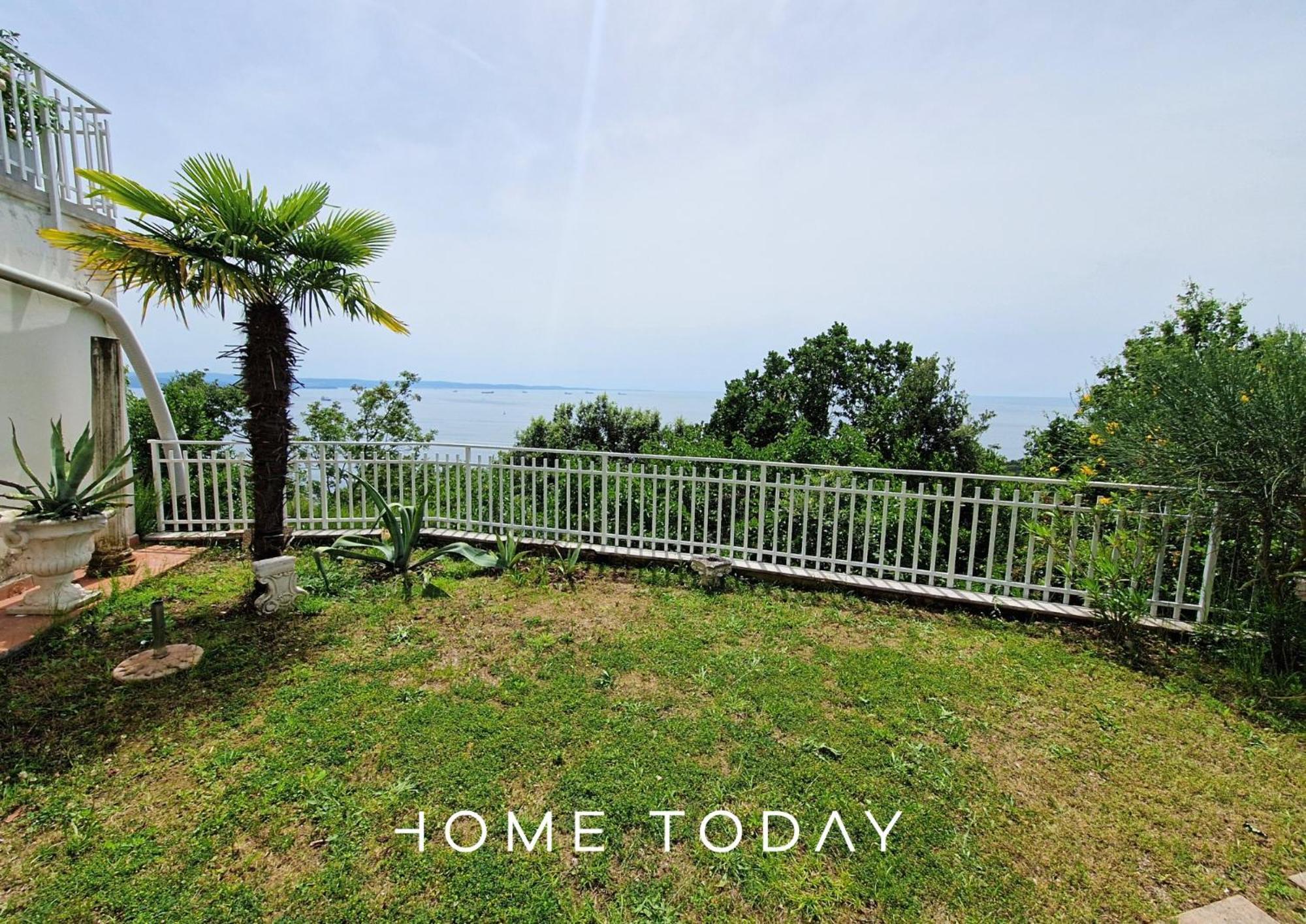 Ht - Loft Al Castello Di Miramare Con Vista Daire Grignano  Dış mekan fotoğraf