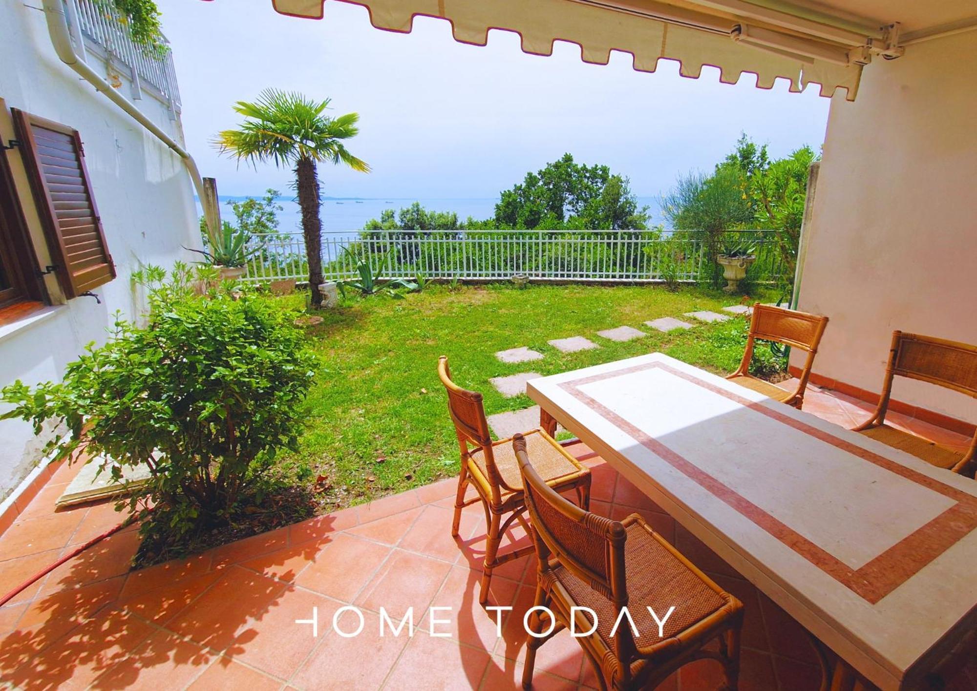 Ht - Loft Al Castello Di Miramare Con Vista Daire Grignano  Dış mekan fotoğraf